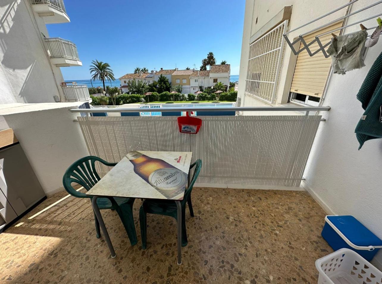 Appartement En Complejo Residencial Con Piscina Y Garaje Frente Al Mar *